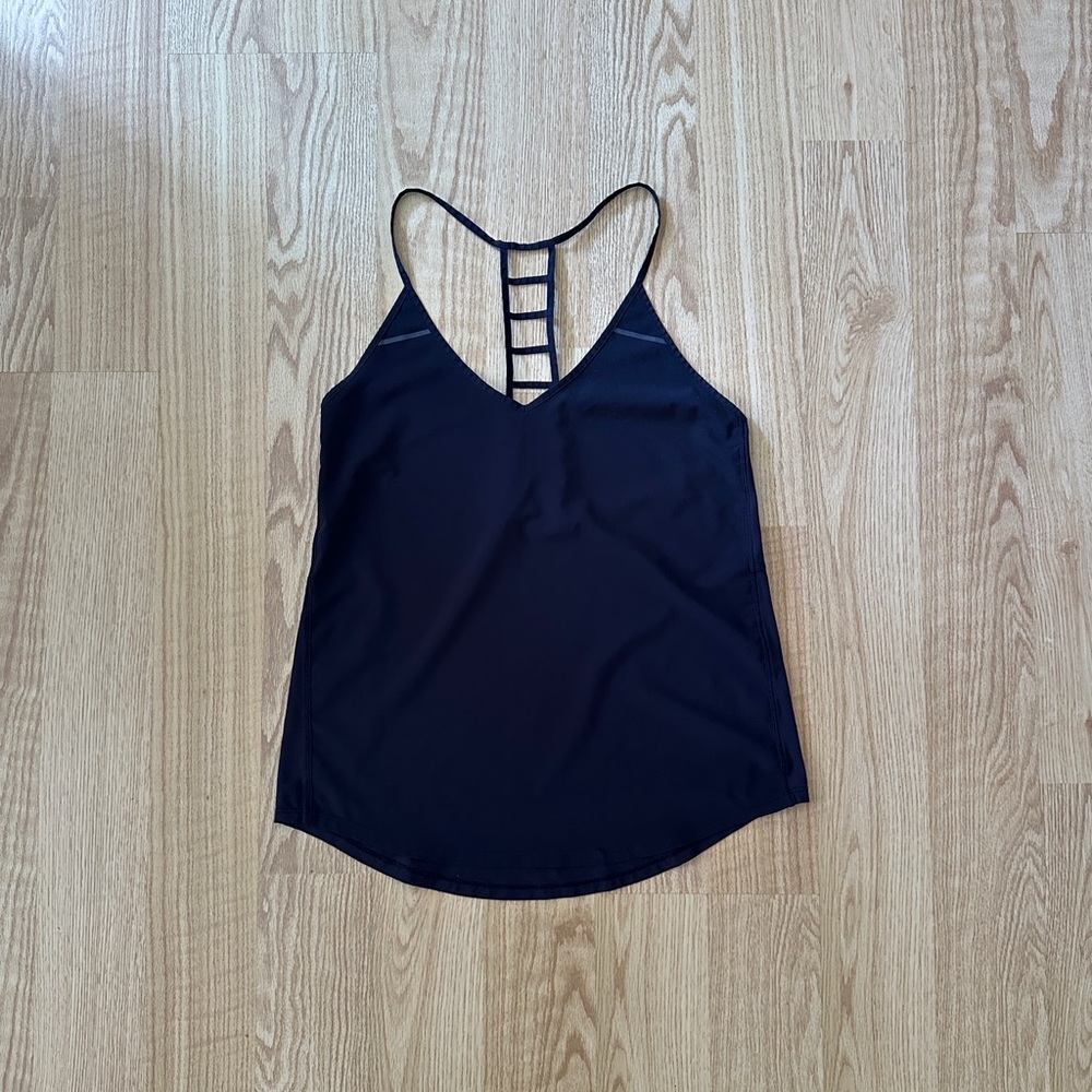 Lululemon - Breezy Singlet - Size 4